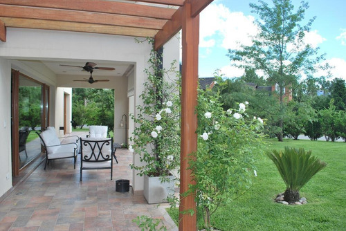 Imagen 10 de 12 de Casa En Venta En Country Club Campos De Alvarez - Moreno