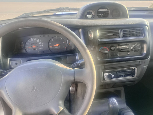 Mitsubishi L200 2.5 D/cab 4x4