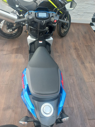 Suzuki Avenis 125