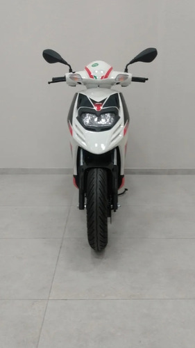 Imagen 2 de 18 de Aprilia Sr 160 50% 12 Cuotas S/ Interés - Palermo Bikes