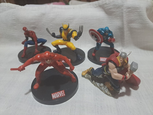 Lote 02 Figuras  Marvel 2014