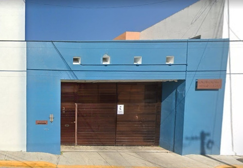 Casa Con Excelente Ubicación Arf