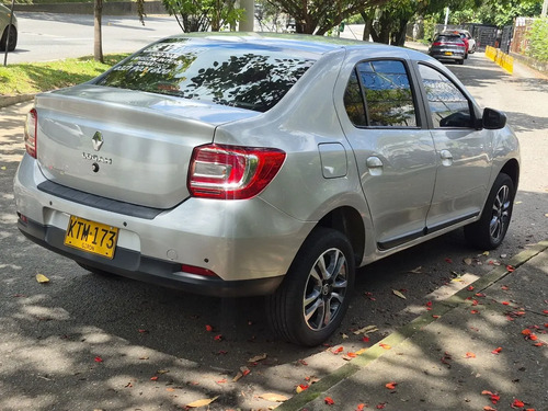 Renault Logan 1.6 Intens At 2024