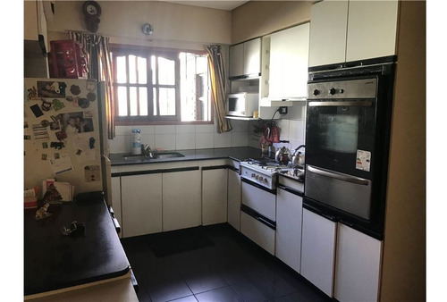 Imagen 5 de 18 de Casa Jardín Quincho Pileta 4 Dormitorios Cochera