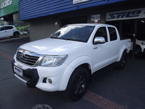 Toyota Hilux 2.7 Srv Cab. Dupla 4x4 Flex Aut. 4p