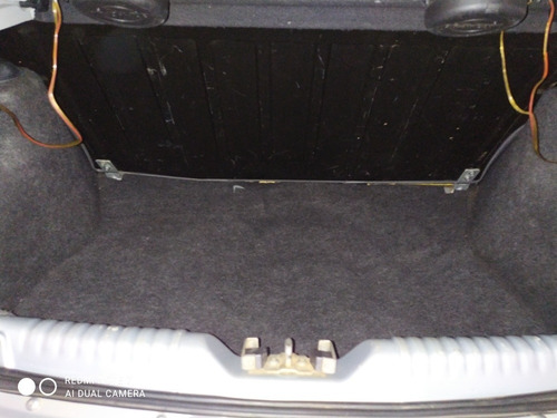 Imagem 15 de 15 de Volkswagen Gol 2011 1.0 Vht Total Flex 5p