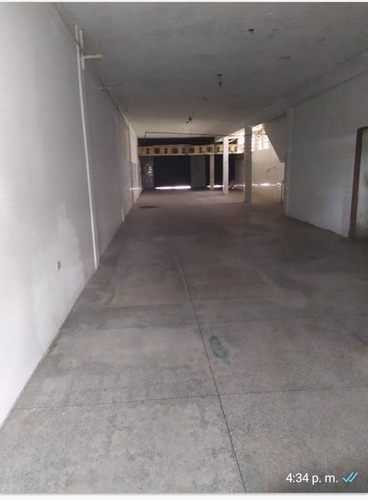 Imagen 6 de 10 de Venta Edificio Comercial Residencial. Las Candelaria. Plaza Los Almendrones