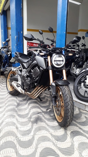Imagem 6 de 8 de Honda Cb 650r 2020 (09 Mil Km) Aceitamos Sua Moto Como Pagto