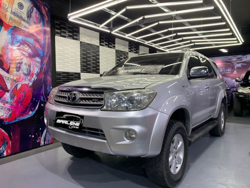 Toyota Fortuner 2011