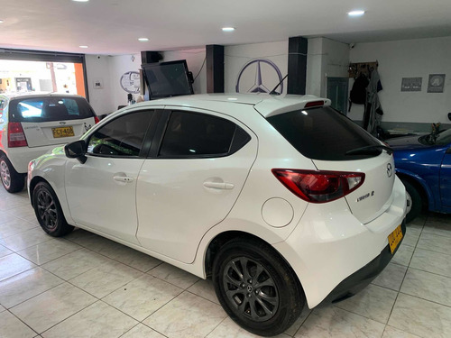 Mazda 2 2016 1.5 Touring