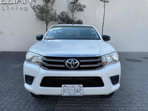Imagen 2 de 15 de Toyota Hilux 2018 2.7 Cabina Doble Mt