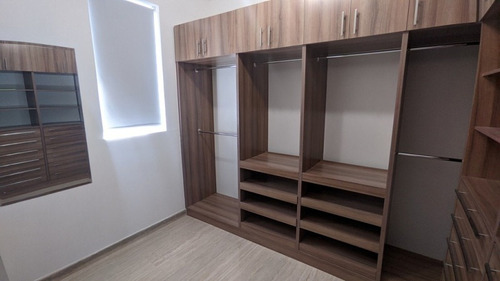 Imagen 17 de 30 de A La Venta Exclusiva Casa En La Urb. Terrazas Del Country En Guataparo. Código.: Atc-3033