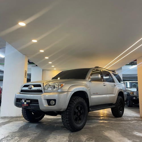 Toyota 4runner 2006 Limited  *dr