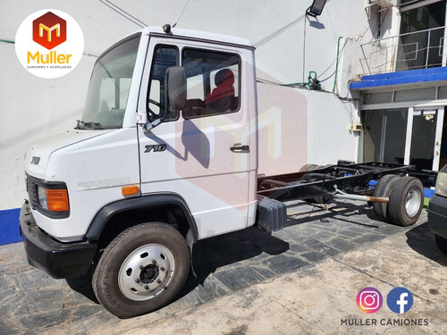 Mercedes Benz L 710 2008