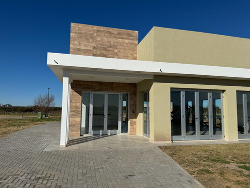 Vendo Terrenos En Las Acacias, Concepción Del Uruguay, Entre Ríos.