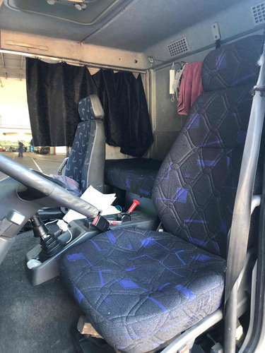 Imagem 12 de 14 de Iveco Cursor 450e 33t 10/11 Branco Gustavo-caminhões