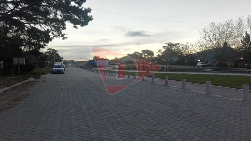 Imagen 1 de 4 de Terreno En Venta En Ostende