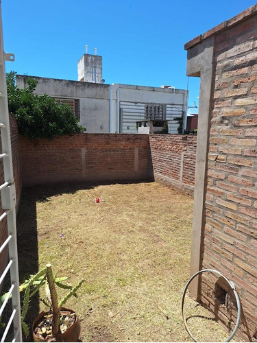 Venta Duplex 2 Dormitorios Cochera Parque Capital Apto Crédito