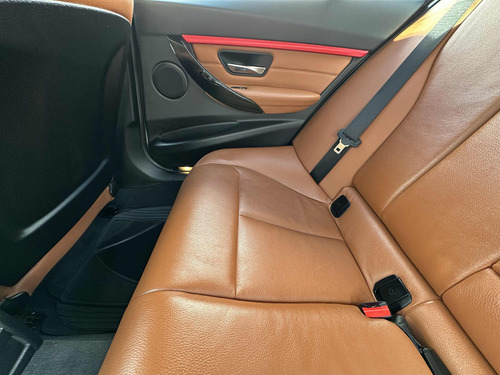 BMW Serie 3 2.0 330ia Sport Line At