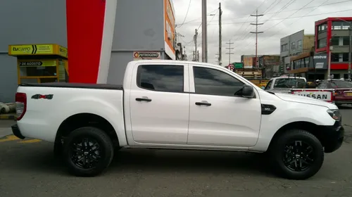 Ford Ranger 3.2 XL