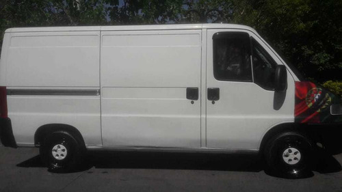 Peugeot Boxer Furgon 2.8 Médio 5p 2004
