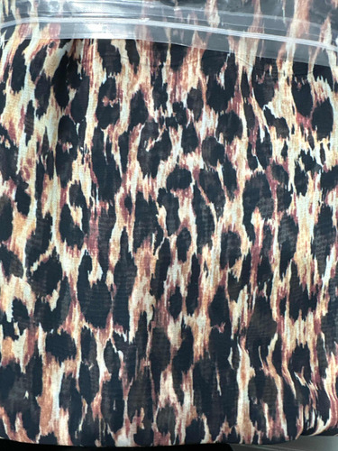 Pareo De Gasa Pashmina Animal Print