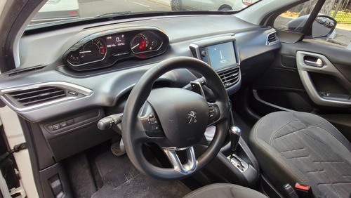 Peugeot 208 1.6 Allure Tiptronic