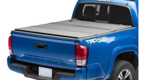 Tapa Cubre Batea Hard Tri Fold Toyota Tacoma 2016-2023