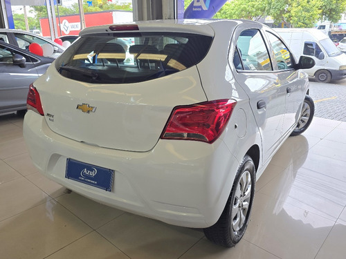 Chevrolet Onix HATCH Joy 1.0 8V Flex 5p Mec.