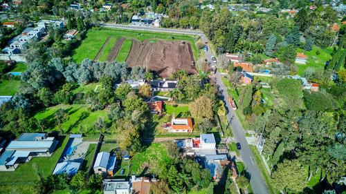 Terreno De 910 M2, Funes, 1 Cuadra Ruta 9