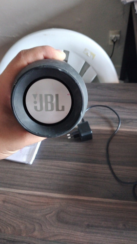 Caixa De Som Jbl Charge 2 Original