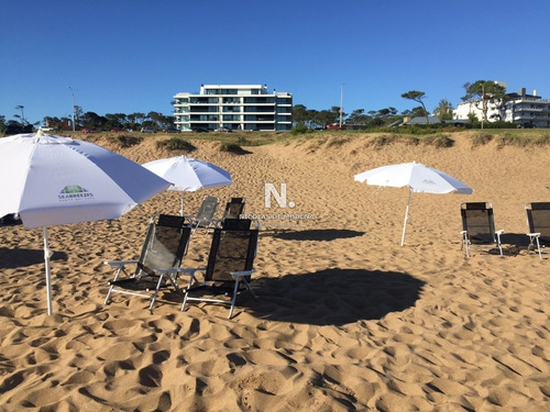 Oportunidad !!! Sea Breezes - Venta - Mansa - Punta Del Este - 3 Dormitorios - Piscina- Ref: 651