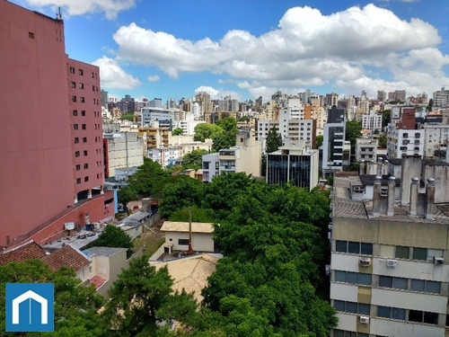 Imagem 2 de 26 de Apartamento 3 Dormitórios Com Suíte E Closed, 8º Andar De Frente, Na 24 De Outubro, Bairro Auxiliadora - Ap00061 - 32214874