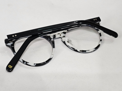 Armazon De Lentes Ben & Frank Modelo Orozco Negro Y Blanco (Usado)