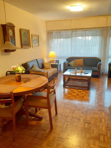 Imagen 2 de 13 de Bajó De Precio!!! 3 Dormitorios Y Servicio. Garaje, Terrazas