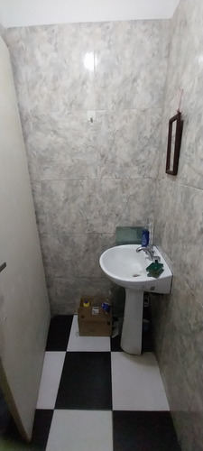 Excelente Local De 90 M2 Sobre Avenida!!!