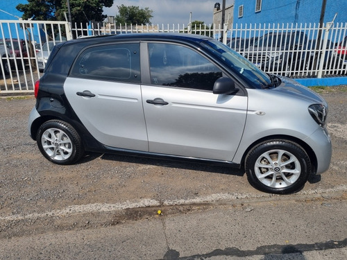 Imagen 4 de 12 de Smart Forfour 2017 1.0 City