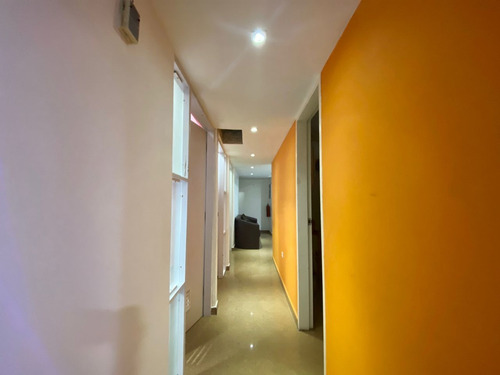 Imagen 3 de 7 de Se Vende Local Comercial 260 M² En Chacao