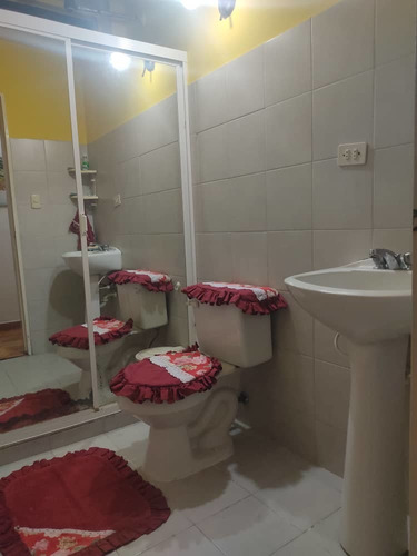 Imagen 9 de 14 de Apartamento Planta Baja Residencias la Quinta De 106m2 Los Teques