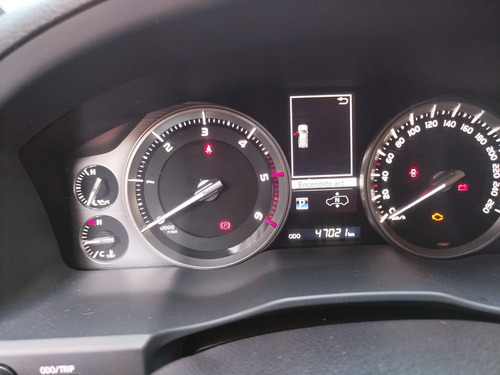 Toyota Land Cruiser 4.5 excalibur lc200 diesel