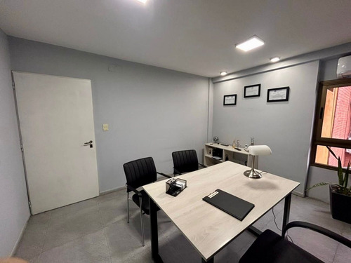 Venta Oficina + Baulera | Zona Tribunales
