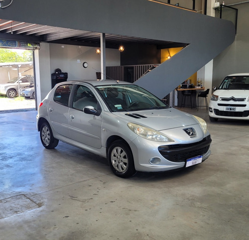 Imagen 3 de 17 de Impecable Peugeot 207 Compact Xs 1.9d Año 2009 Con 141.000km