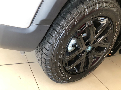 Imagen 12 de 16 de Fiat Toro Ultra 4x4 At9 R