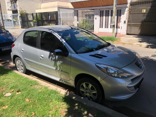 Peugeot 207 Compact 1.4 Allure 5p Con Gnc 5°gen 2015 92000km