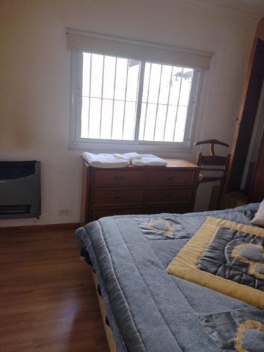 Venta Casa 6 Ambientes Jardin Parrilla Garage Barrio Constitucion