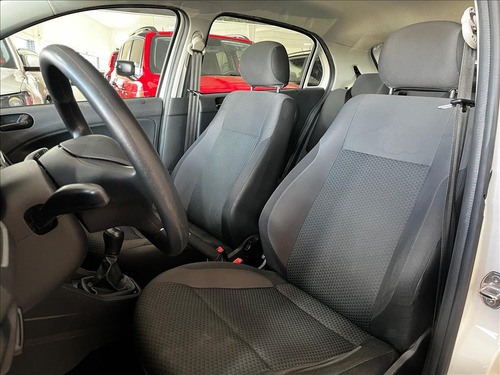 Volkswagen Gol 1.0 12V MPI TOTALFLEX 4P MANUAL