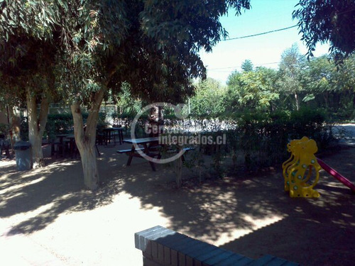 Casa En Venta De 4 Dorm. En Colina