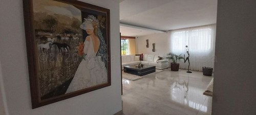Imagen 4 de 13 de Casa En Venta Los Naranjos Del Cafetal 22-6932 Renta House Los Samanes