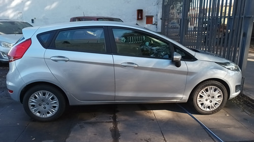 Imagen 3 de 15 de Ford Fiesta Se Plus