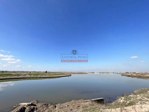 Lote Al Lago Central - 1005m2 - Barrio Premium Amarras